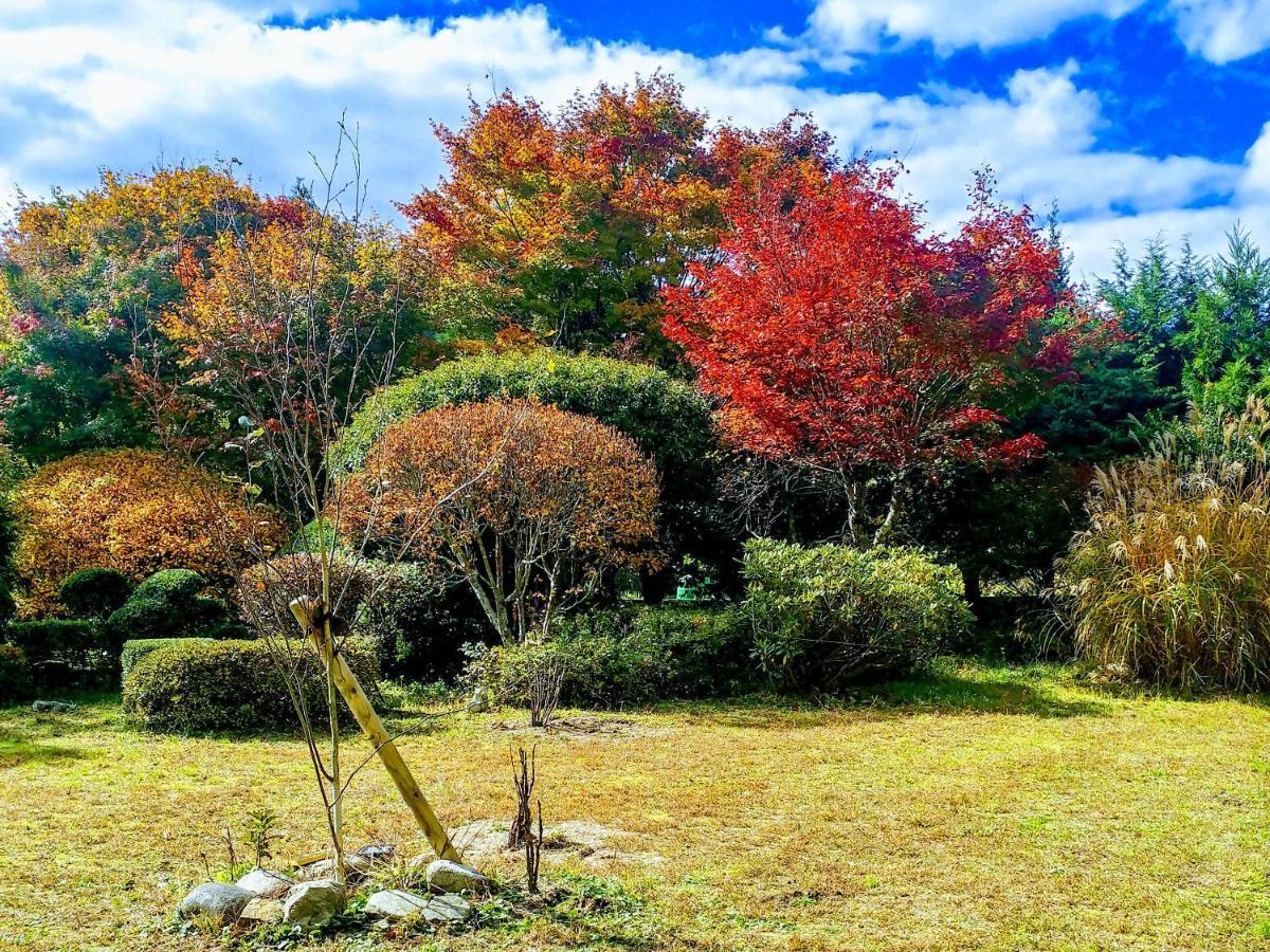 さいの郷「椛」 Pension Kagamino Buitenkant foto